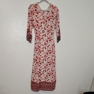 Chic Long Sleeve Floral Dress in Red and White